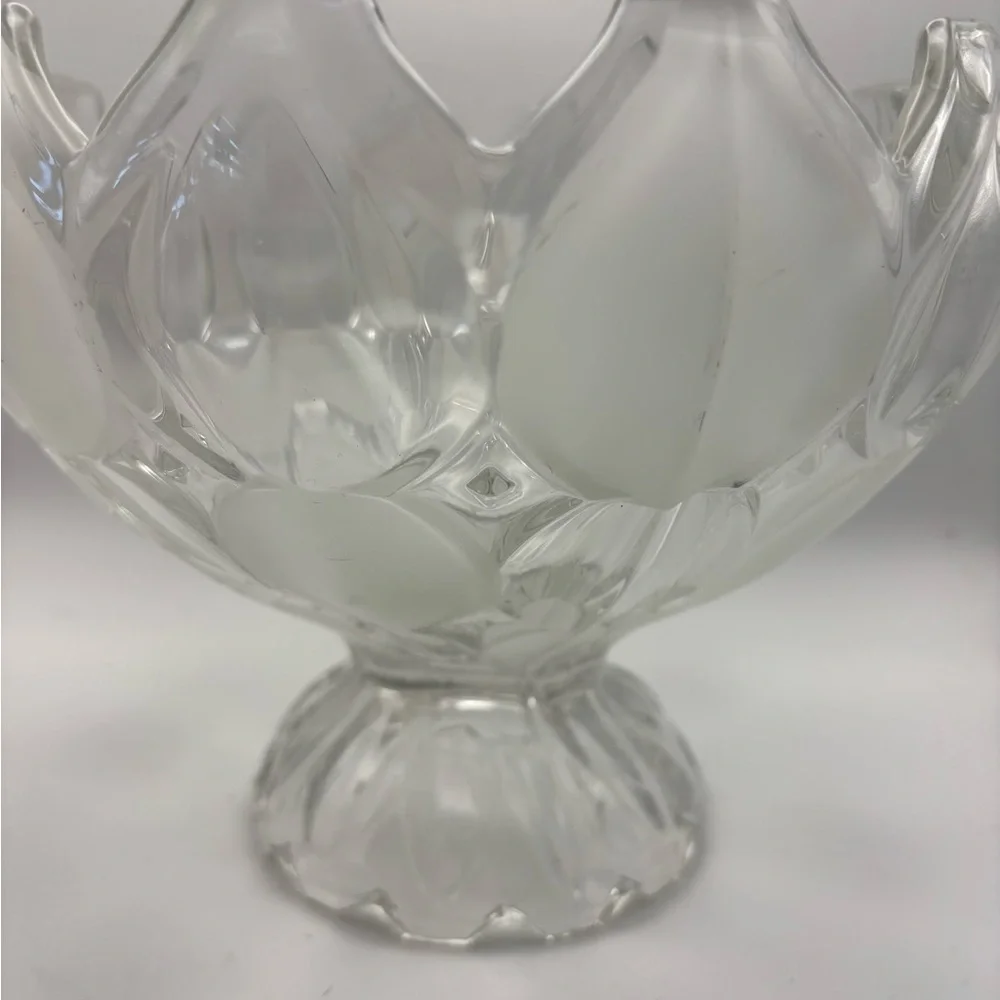 Vintage Crystal Elegant Clear Glass Decorative Bowl - Picture 7 of 8